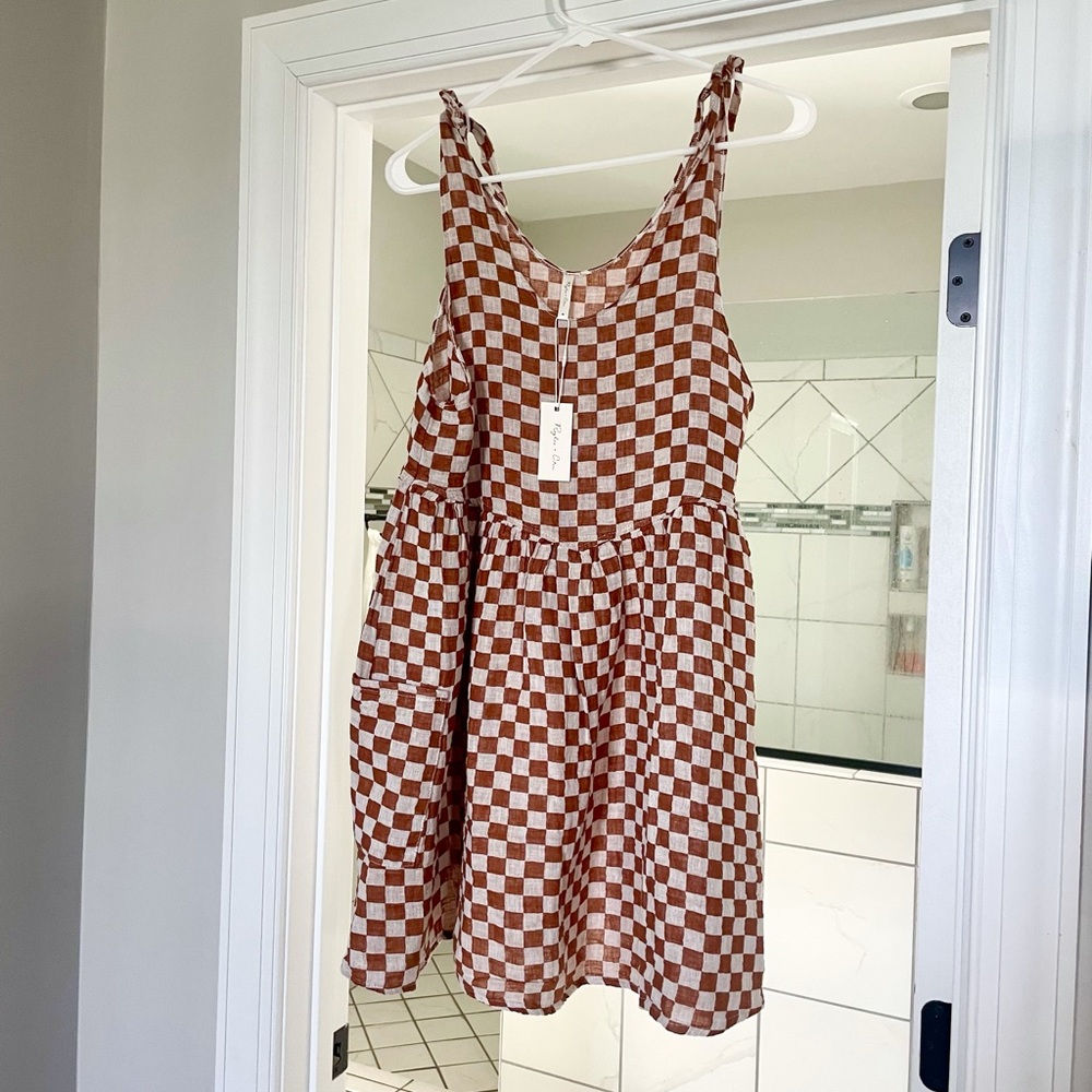 NWT Rylee + Cru Rust Check Tie shoulder dress M